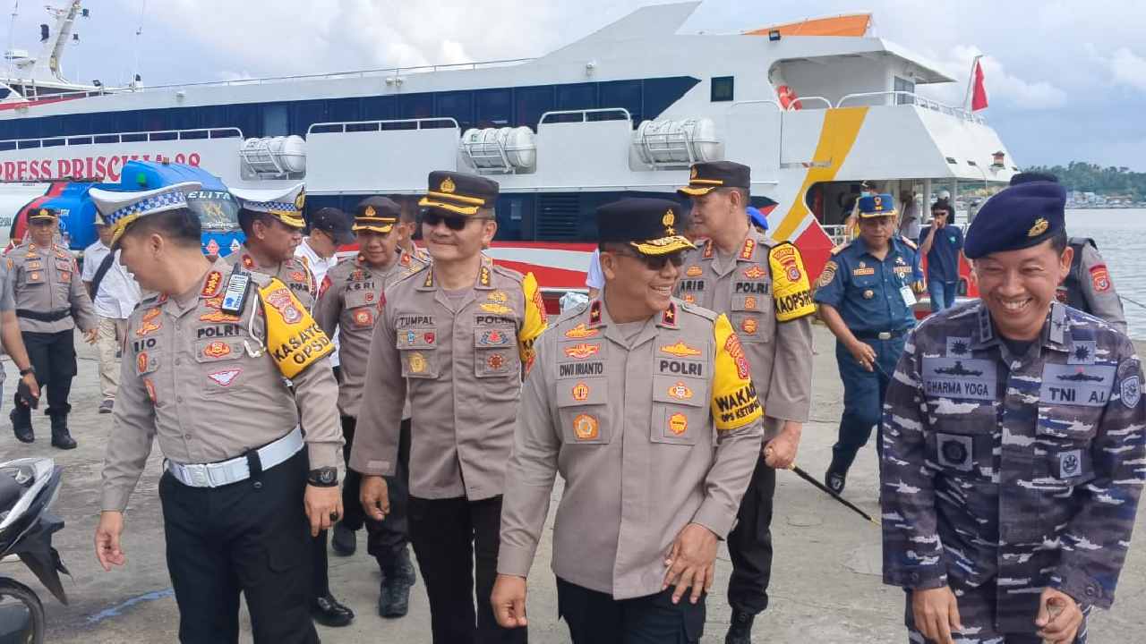 Wakapolda Sultra Terjun Langsung Pantau Puncak Arus Balik Pelabuhan Nusantara Kendari