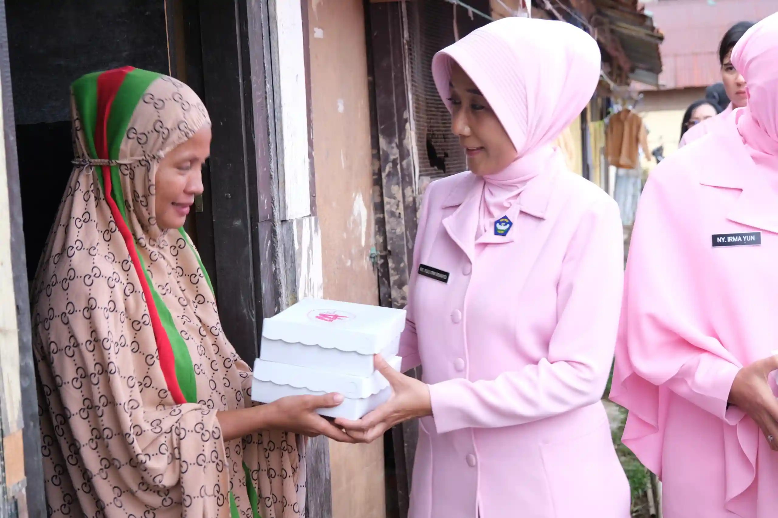 Yayasan Kemala Bhayangkari Sulawesi Tenggara Tebar Kebahagiaan Bulan Ramadan
