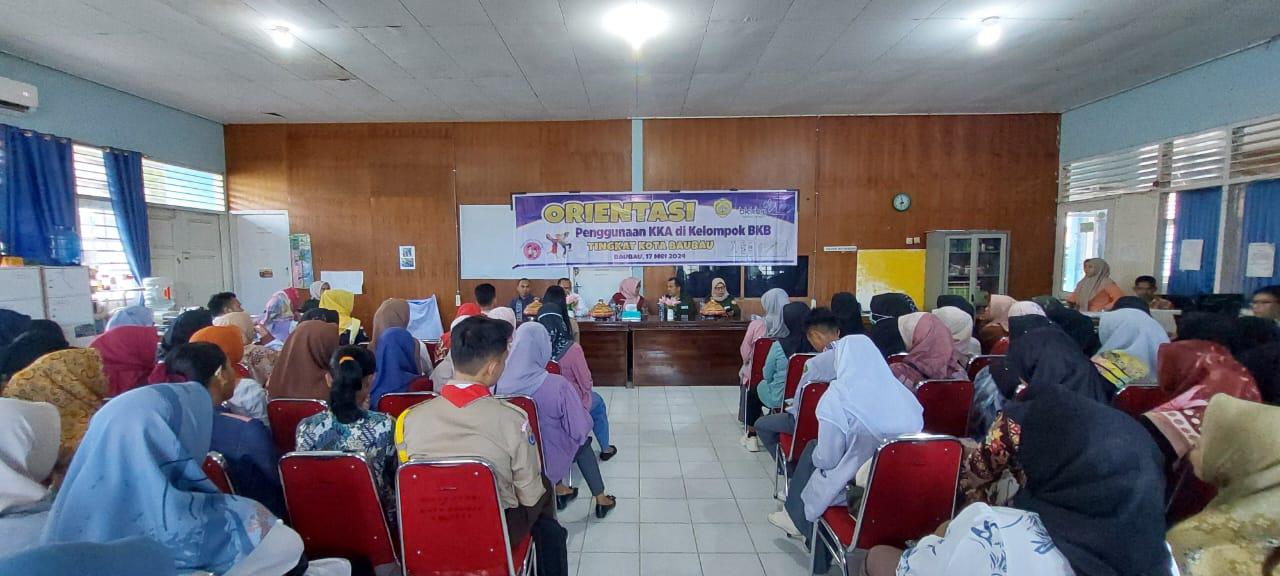 BKKBN Dorong Penggunaan Kartu Kembang Anak di Posyandu Baubau untuk Deteksi Dini Stunting