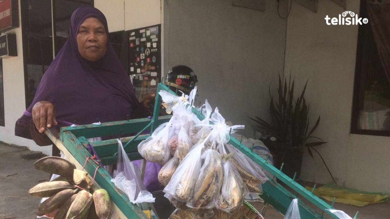 Ingin Pensiun Jualan Sayur Keliling, Lansia Ini Tetap Bertahan demi Hidupi Keluarga