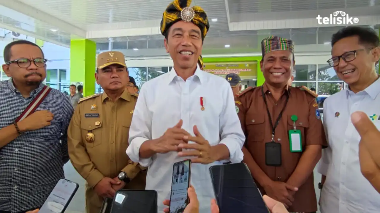 Jokowi Kirim Alkes Modern ke RS dr LM Baharuddin Muna