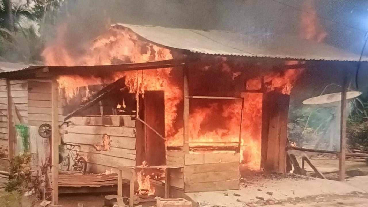 Kios Terbakar di Muna Barat Sebabkan Pemilik Alami Luka Bakar