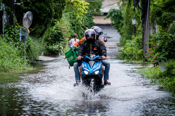 Komponen Motor Ini Butuh Perhatian Ekstra saat Musim Penghujan