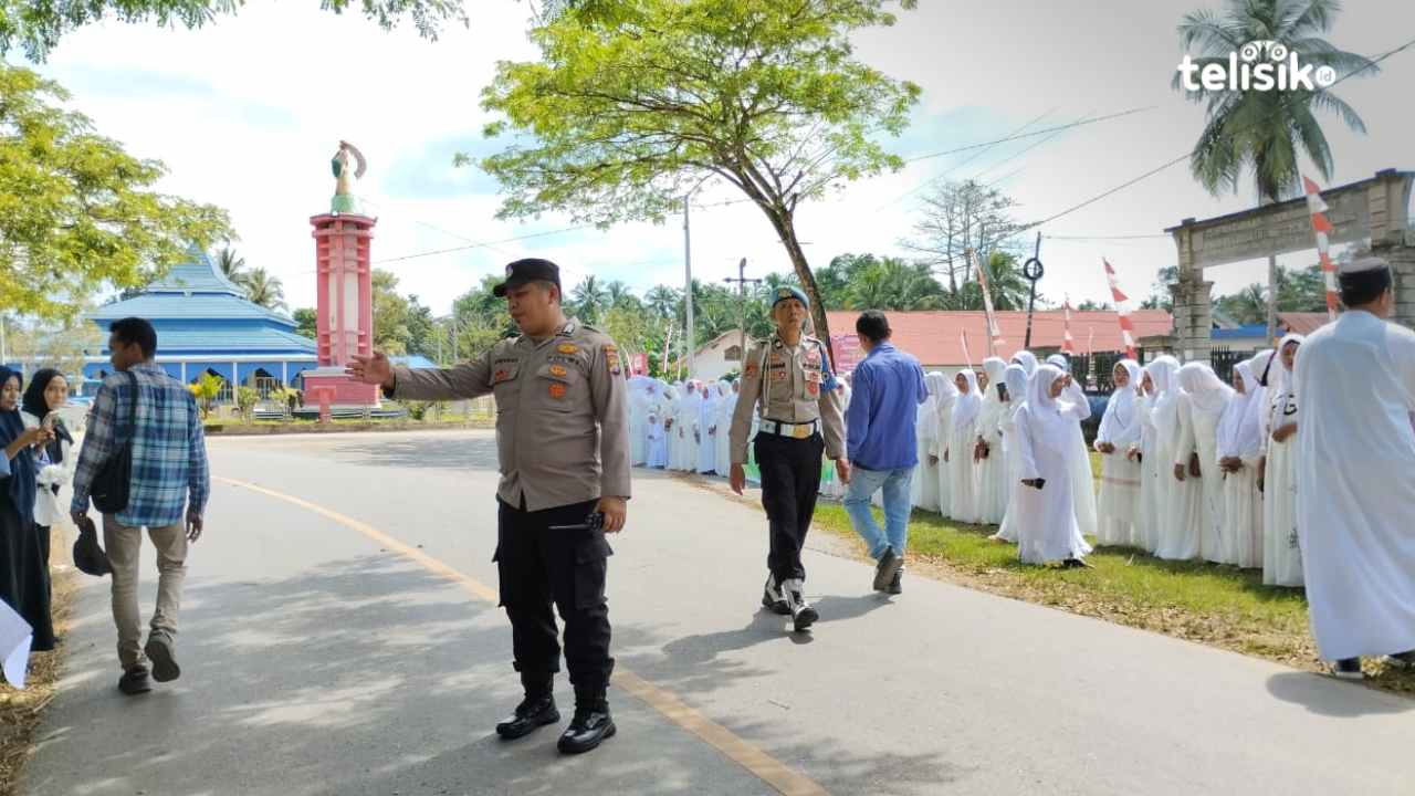 Kunjungi Muna Barat, Presiden Jokowi Disambut Salawat Nabi