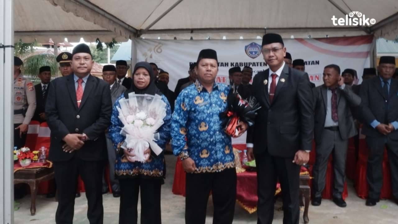 Mengabdi 20 Tahun, Dua Guru di Buton Selatan Ini Akhirnya Lolos PPPK