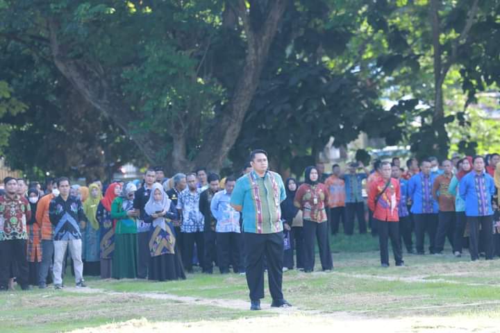 Pj Bupati Bombana Edy Suharmanto Tegaskan Sanksi Menanti ASN Malas