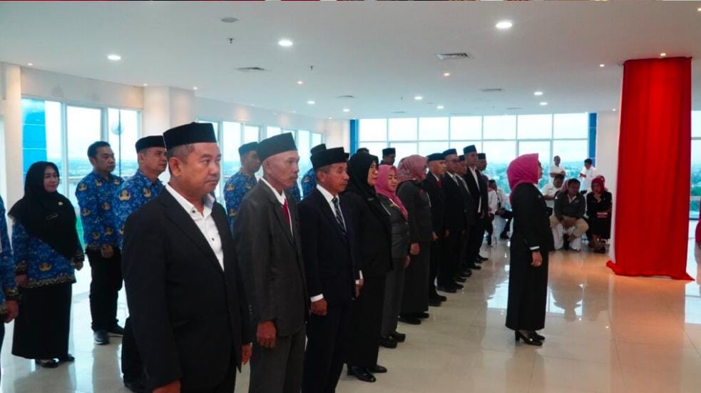 Pj Wali Kota Lantik 35 Pejabat Lingkup Pemkot Kendari