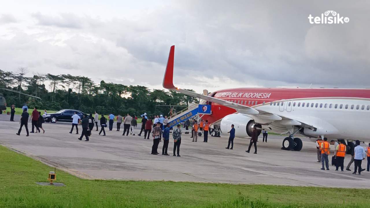 Presiden Jokowi Tiba di Bandara Halu Oleo Konawe Selatan