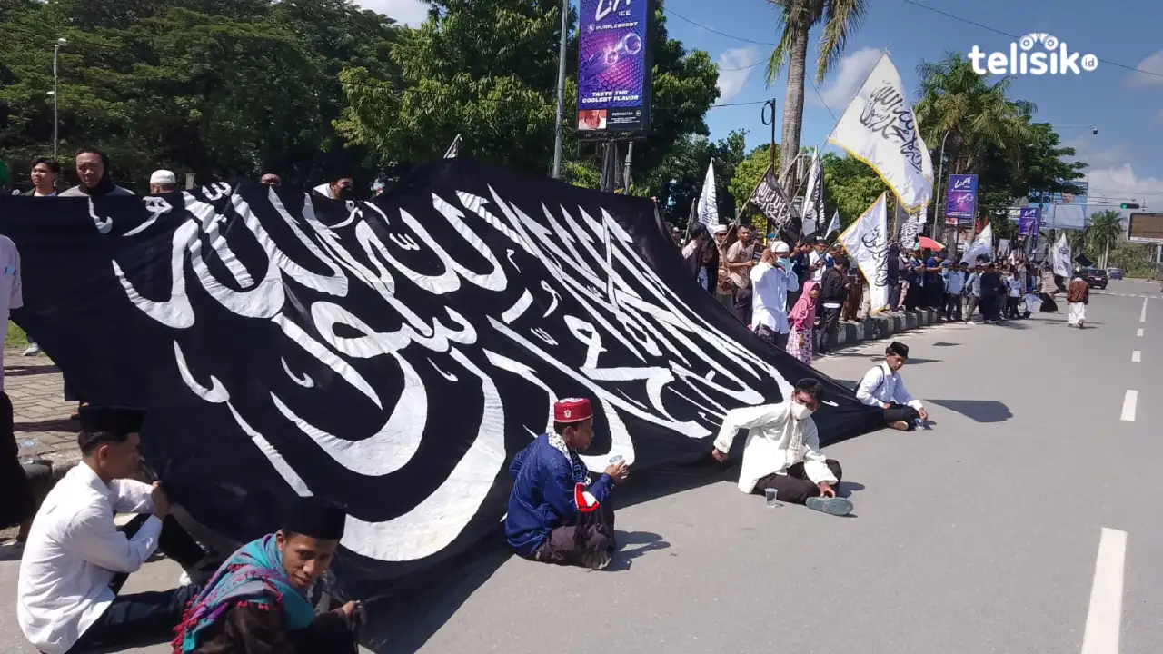 Ribuan Warga Kendari Serukan Pembebasan Palestina