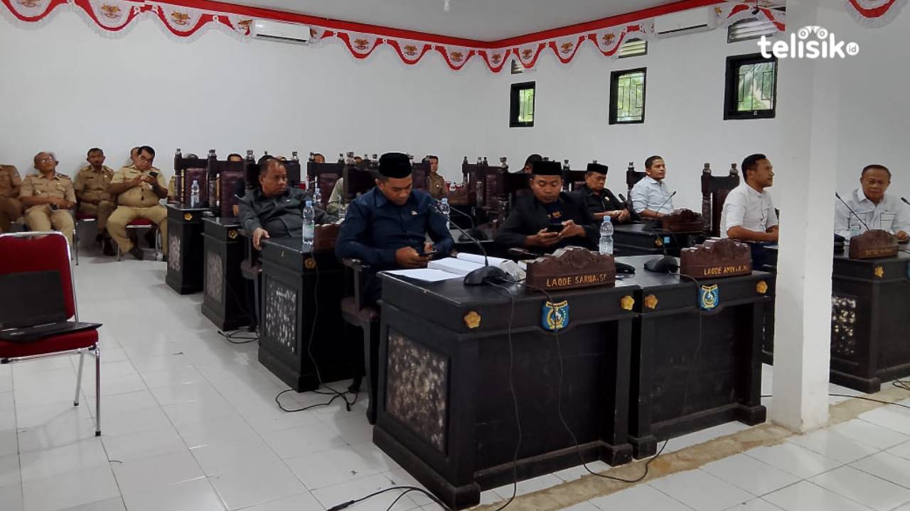 Banyak Kepala OPD Tak Hadiri Rapat Paripurna RPJPD 2025-2045 Muna Barat