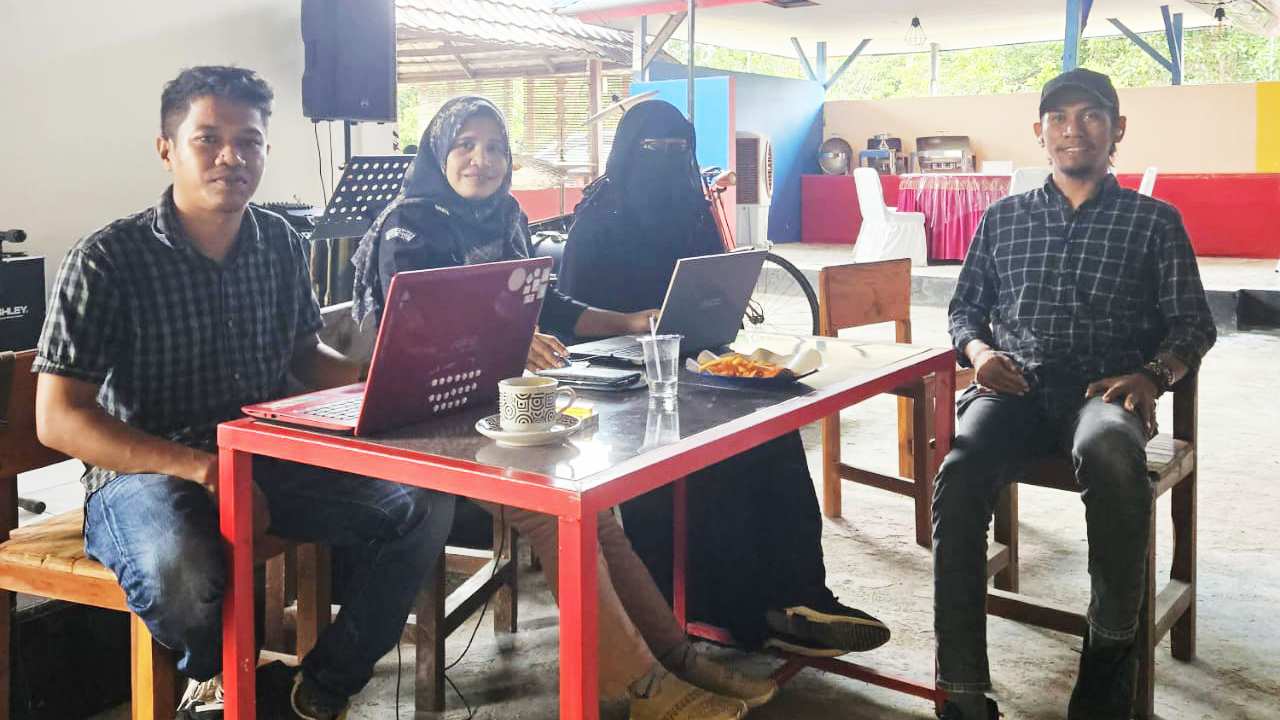 Bapaslon Jalur Independen di Muna Barat Belum Memenuhi Syarat