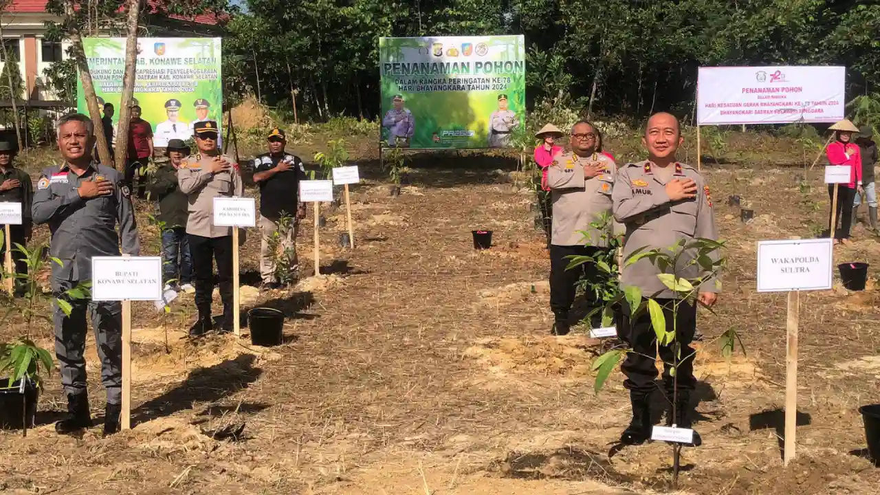 Hari Bhayangkara ke-78, Polda Sulawesi Tenggara Hijaukan Konawe Selatan