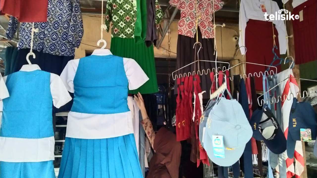 Jelang Tahun Ajaran Baru, Penjual Seragam Sekolah di Pasar Sentral Lacaria Sepi Pembeli