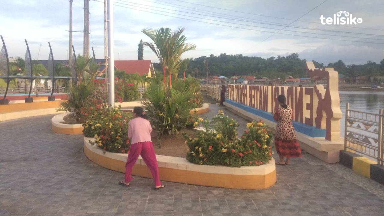 Kendari Water Front City, Tempat Nongkrong Santai Menikmati Matahari Terbenam