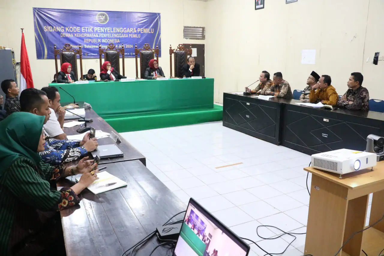 Ketua dan Anggota KPU Buton Selatan Diperiksa DKPP Terkait Dugaan Pelanggaran Kode Etik