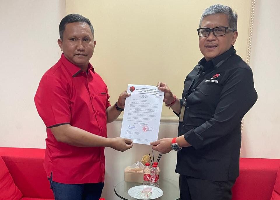 La Ode Darwin Dapat Dukungan PDIP Maju Pilkada Muna Barat