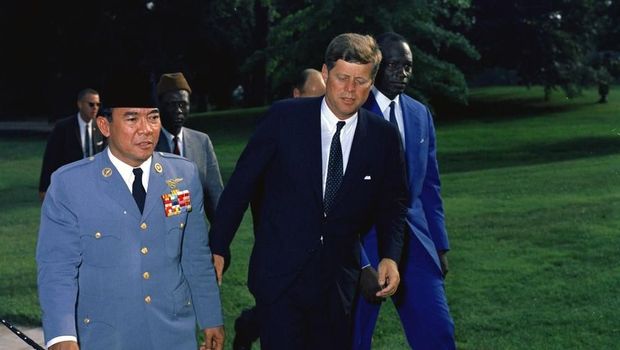 Menguak Misteri Intan Trisakti dan Emas 57 Ton, Dipinjam Jhon F Kennedy dari Soekarno Tersimpan di Bank Swiss