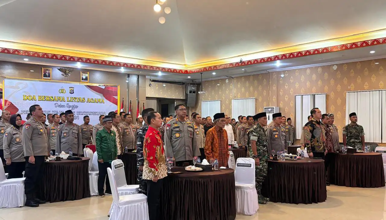 Momen Doa Bersama Lintas Agama HUT Bhayangkara ke-78 di Polda Sulawesi Tenggara