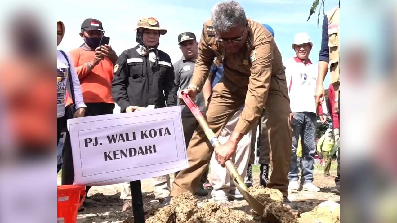 Pj Wali Kota Kendari Fokus Penataan Menuju Daerah Bersih dan Bebas Kumuh