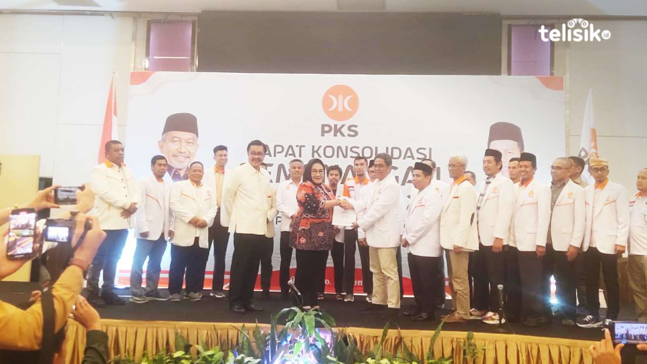 PKS Beri Rekomendasi Tina Nur Alam Sebagai Bacalon Gubernur Sulawesi Tenggara 2024-2029