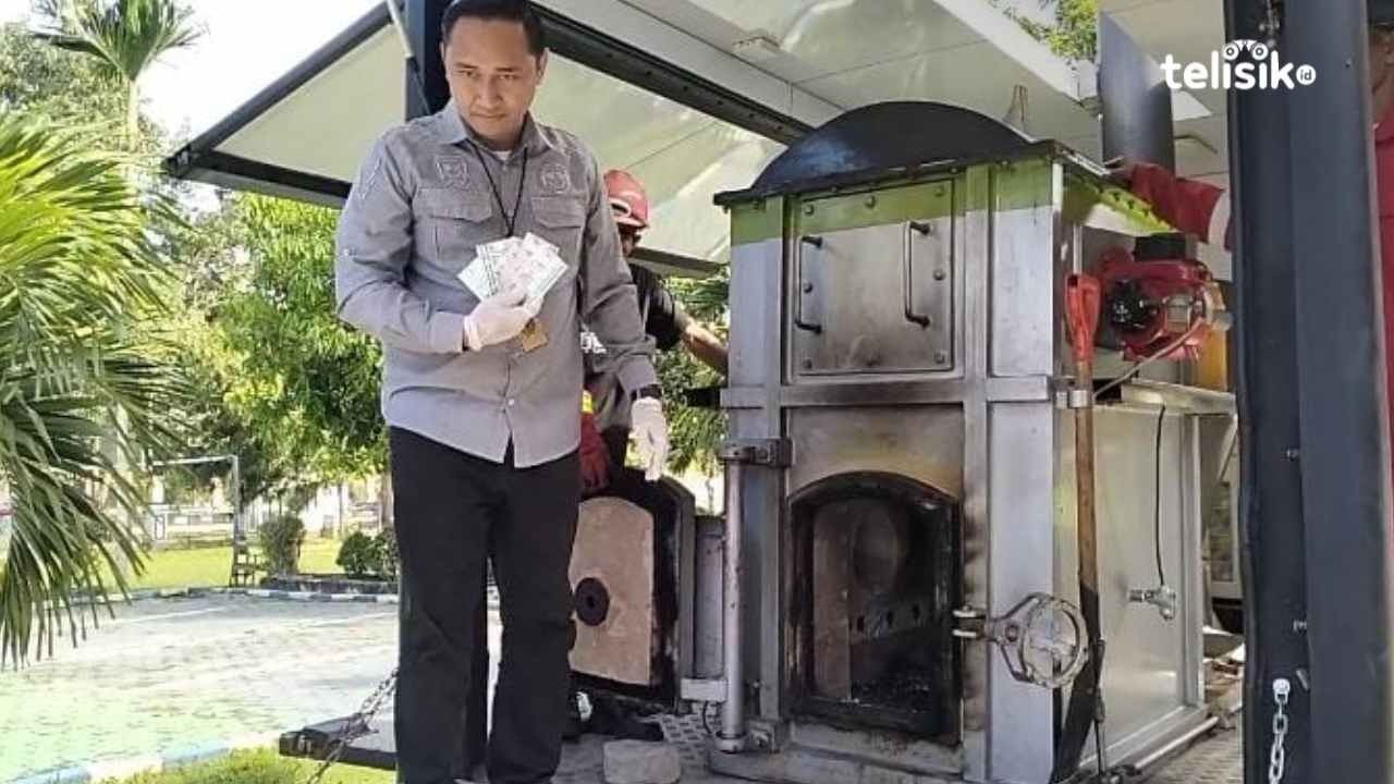 Produk Ilegal Berbahaya Senilai Ratusan Juta di Kendari Dimusnahkan