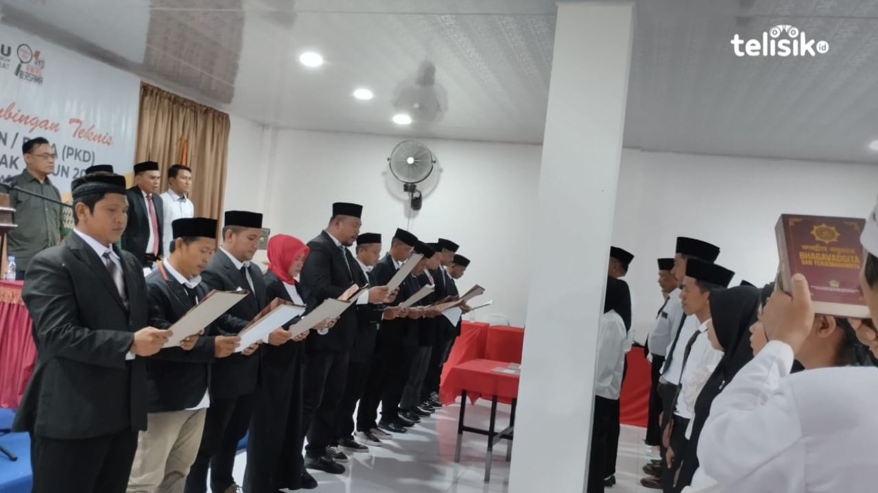 Puluhan Pengawas Desa dan Kelurahan Muna Barat Diharapkan Mampu Jadi Wasit Adil Pilkada