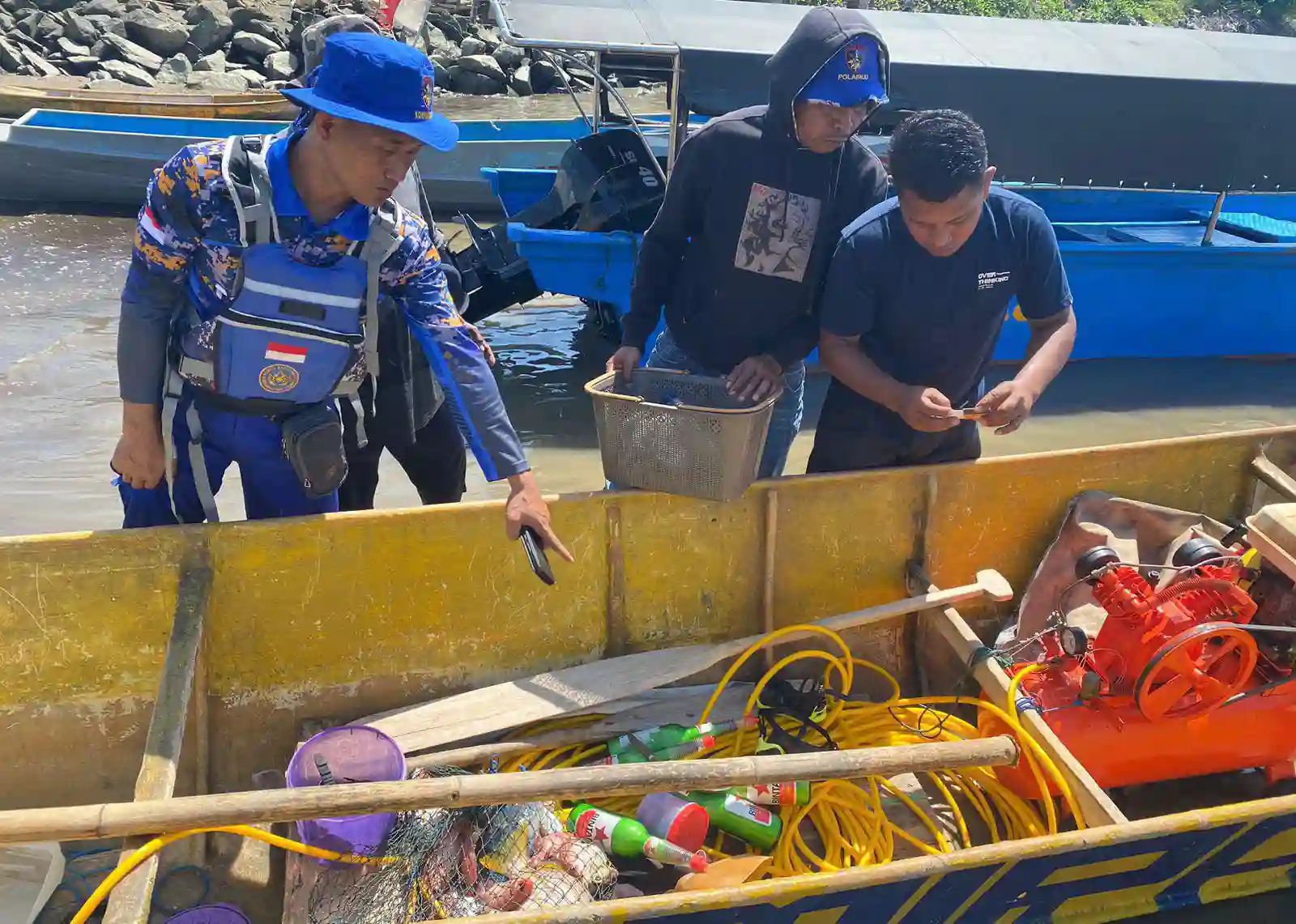 Seorang Pria Asal Kalimantan Barat Diduga Tangkap Ikan Pakai Bom di Perairan Pulau Mangata Bombana