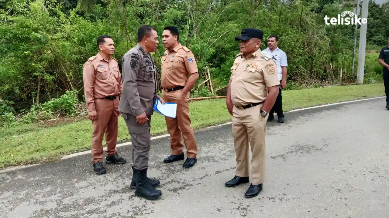 Terlambat Masuk Kantor, Kendaraan Dinas ASN Muna Barat Disidak di Perbatasan