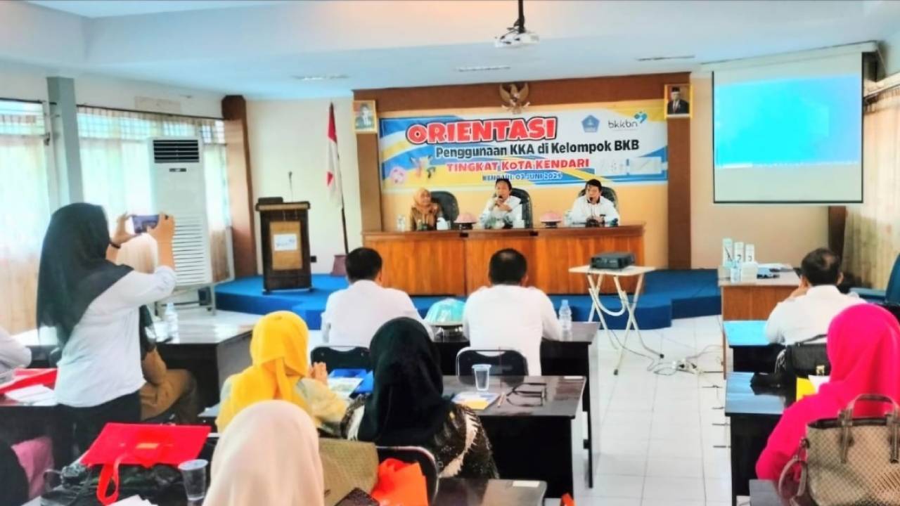BKKBN Gelar Orientasi KKA di Kota Kendari Pantau Perkembangan Anak Sejak Dini