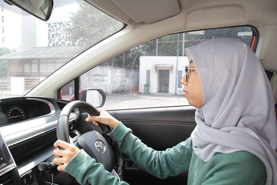 Cara Mengatasi Mobil Limbung dan Cenderung Tidak Stabil di Jalan Raya