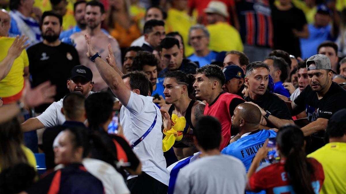 Copa America 2024: Pemain Uruguay Bentrok dengan Suporter Usai Kalah dari Kolombia