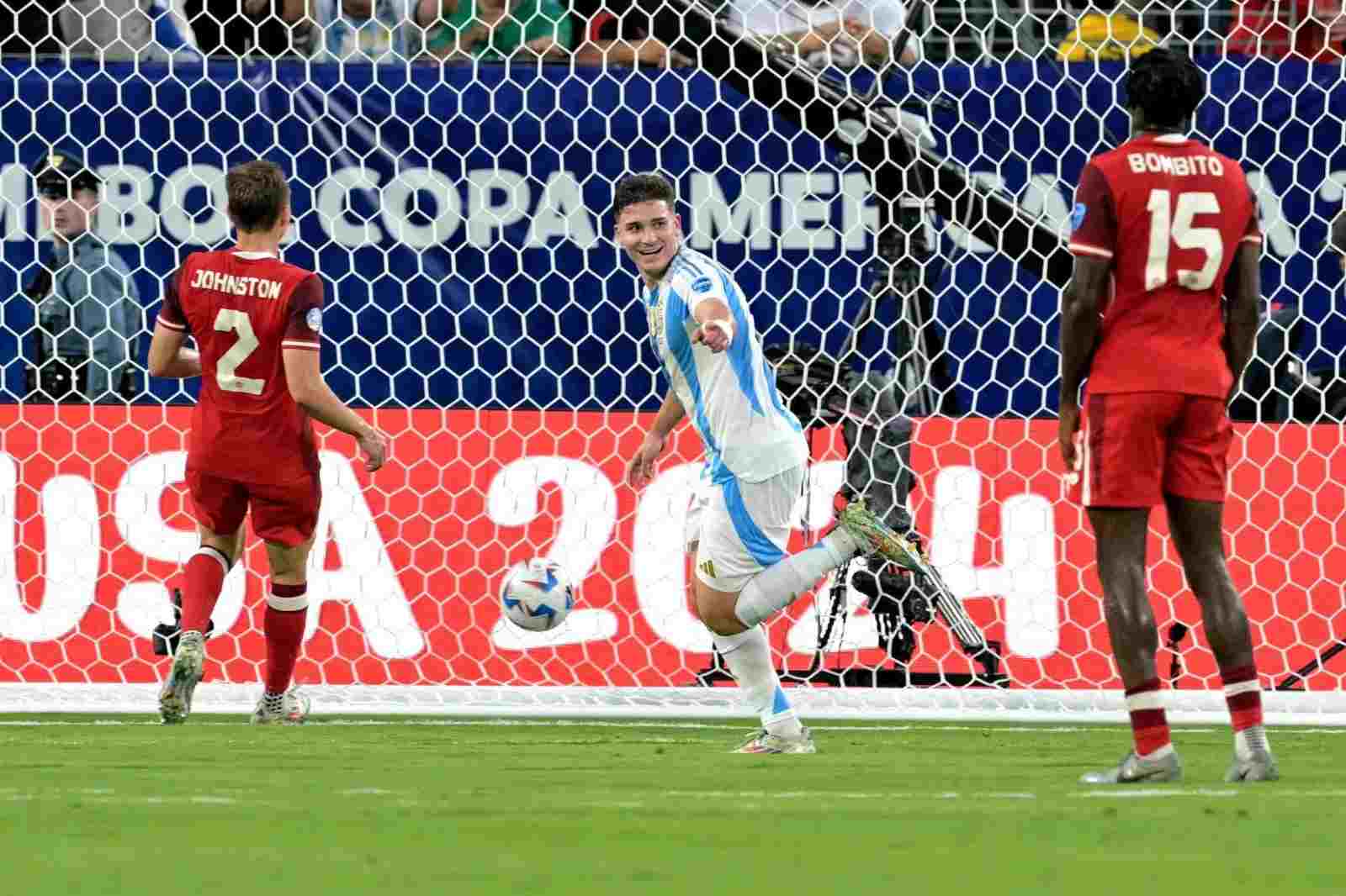 Julian Alvarez Sejajar Lionel Messi Berkat Rekor di Semifinal Copa America 2024