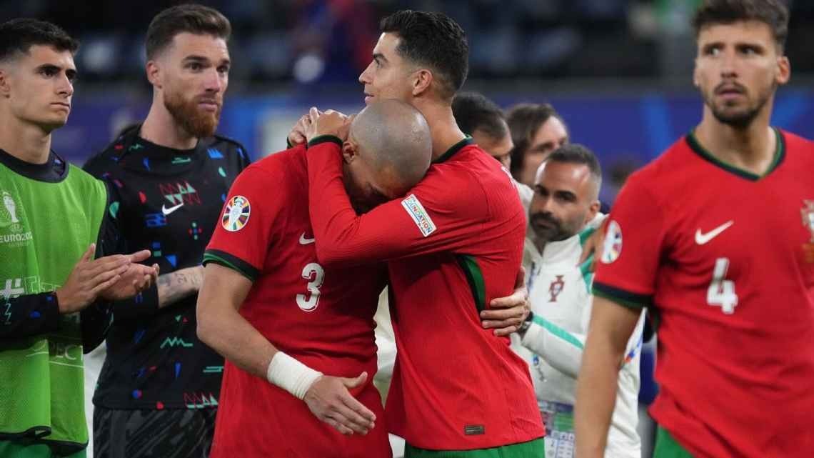 Martinez: Cristiano Ronaldo Belum Putuskan Pensiun