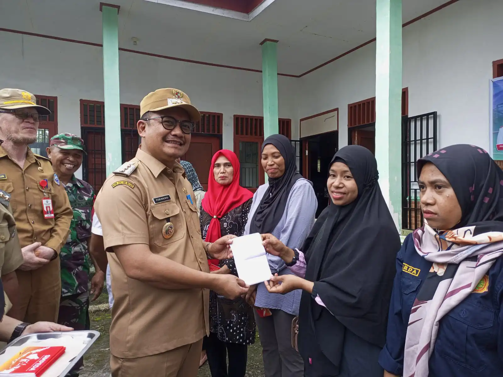 Pemkab Buton Selatan Kucurkan Dana untuk 10 Kelompok Wanita Tani