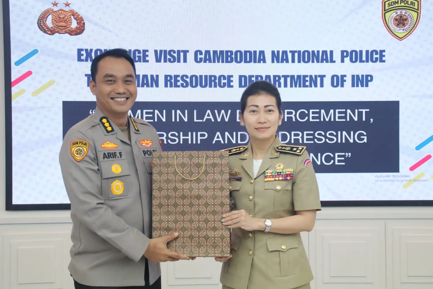 Polisi Kamboja Belajar tentang Pemberdayaan Polwan dari Polri