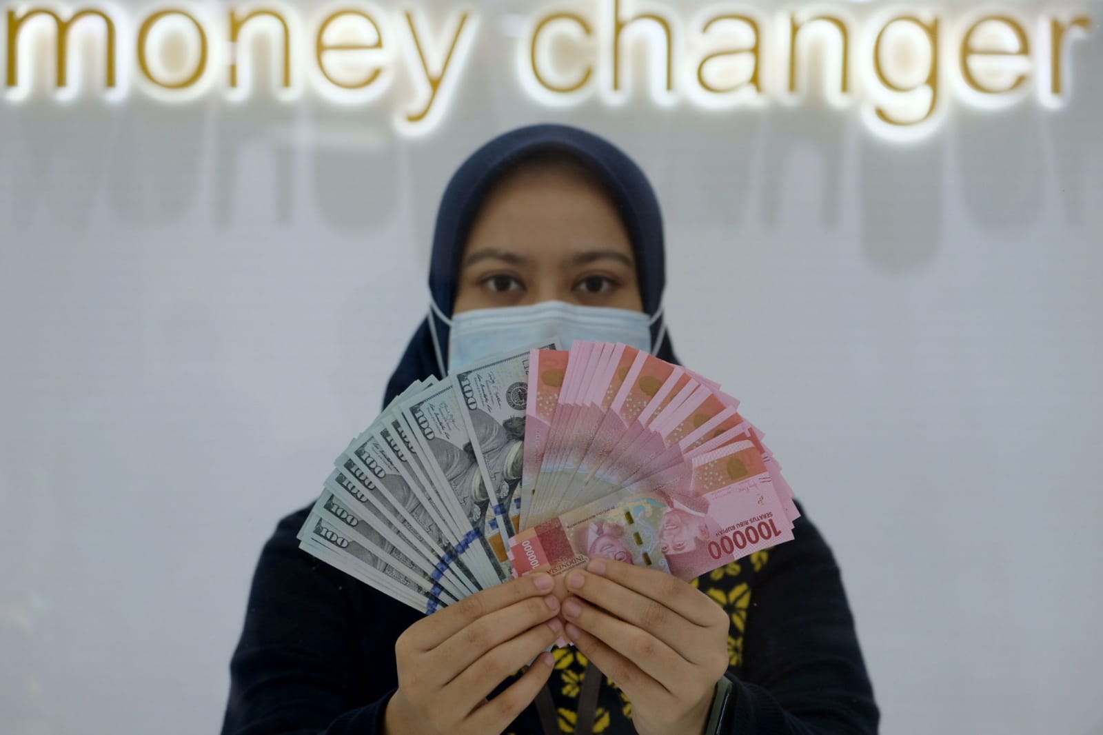 Sembilan Mata Uang Dunia Paling Rendah 2024, Rupiah Masih Loyo di Posisi Ini