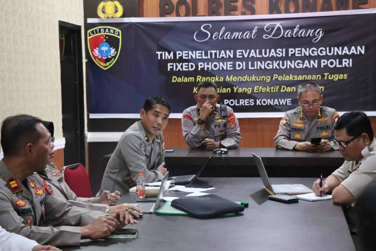 Tim Puslitbang Polri Evaluasi Penggunaan Fixed Phone di Polda Sulawesi Tenggara