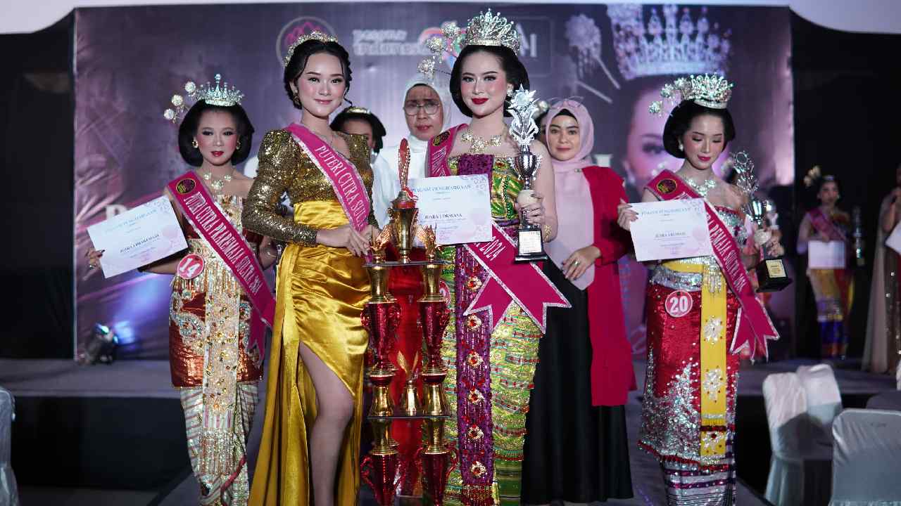 Asri Savira Ria Wakili Sulawesi Tenggara Pemilihan Putri Citra Indonesia 2024 di Palangkaraya