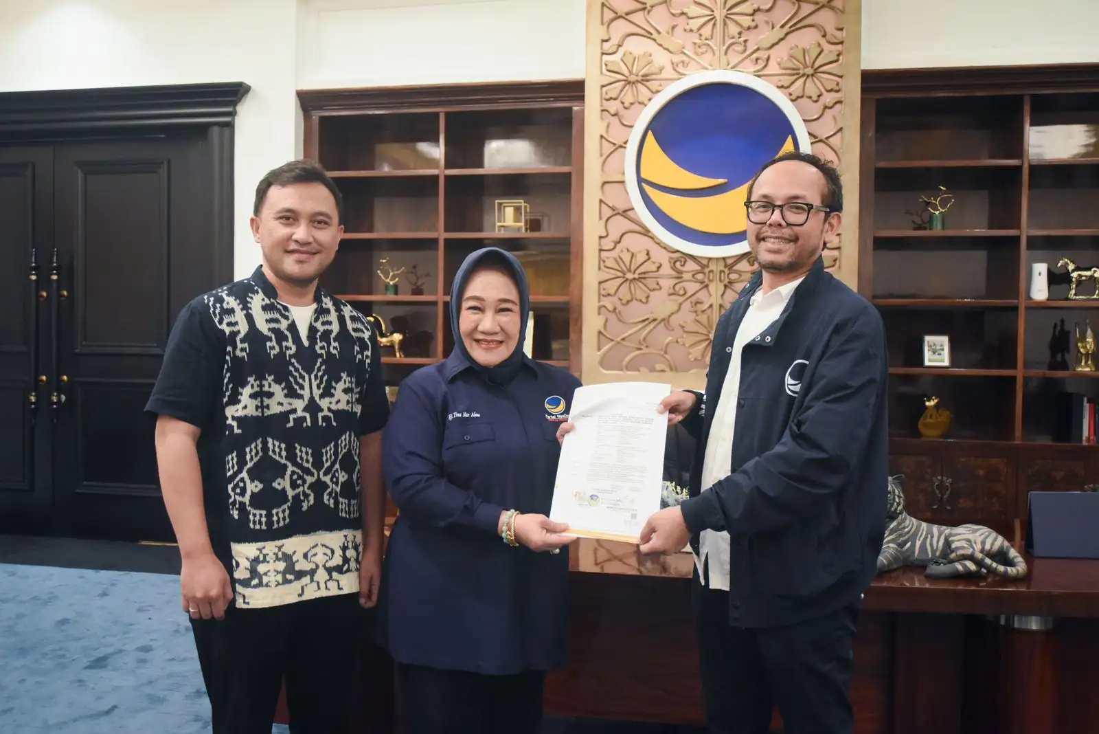 Bapaslon Gubernur Sulawesi Tenggara Tina Nur Alam-LM Ihsan Taufik Ridwan Resmi Didukung Partai NasDem