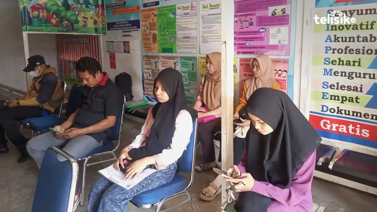 Jelang Pilkada, 3 Ribu Lebih Pemilih Pemula di Buton Selatan Belum Lakukan Perekaman e-KTP