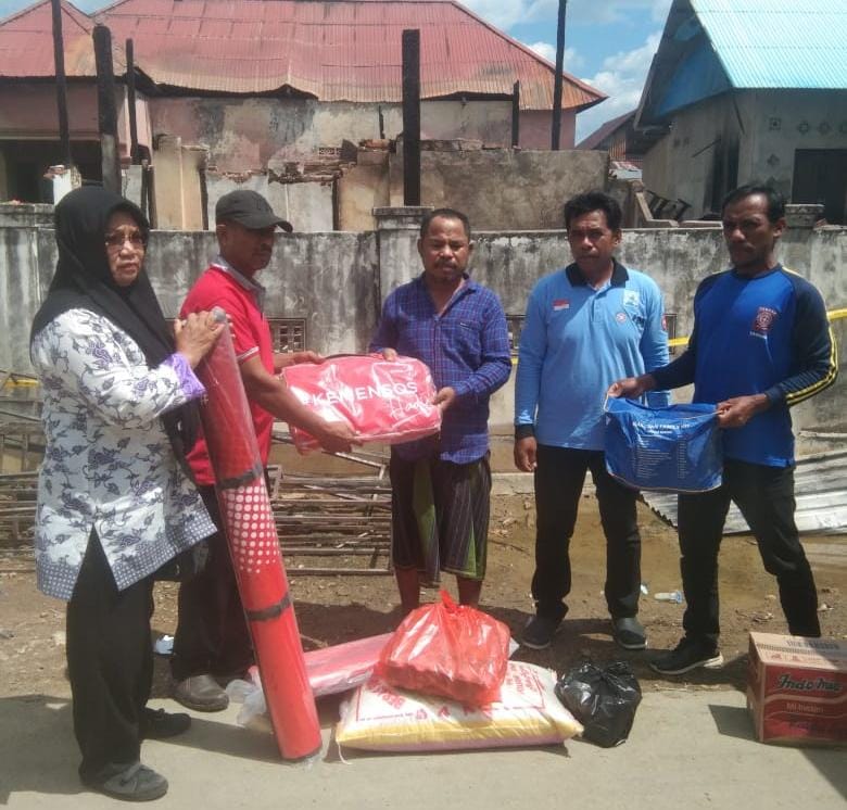 Korban Kebakaran di Muna Barat Terima Bantuan dari Dinas Sosial