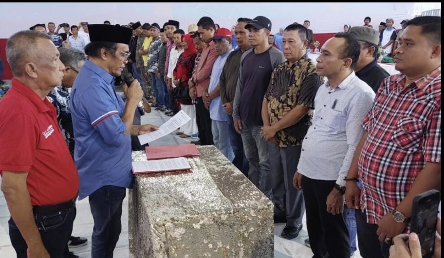 La Ode Ida Kukuhkan TPS Muna dan Ungkap Alasan Dampingi Lukman Abunawas di Pilgub Sultra