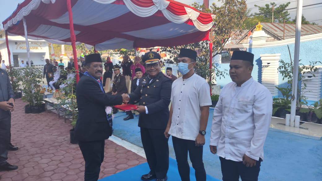 Pj Bupati Konawe Serahkan SK Remisi di Rutan Kelas IIB Unaaha, Dua Napi Bebas