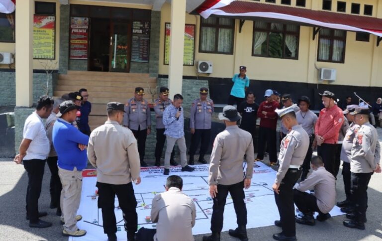 Polres Buton Simulasi Pengamanan Pilkada 2024 dan Personel Diminta Netral