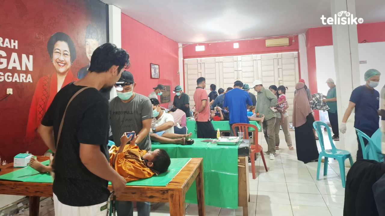 Ratusan Anak Antusias Ikut Sunat Gratis oleh Relawan Lukman Abunawas