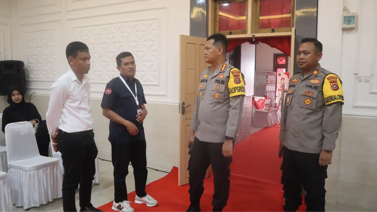 Ratusan Polisi Dikerahkan Amankan Pendaftaran Bakal Calon Wali Kota Kendari