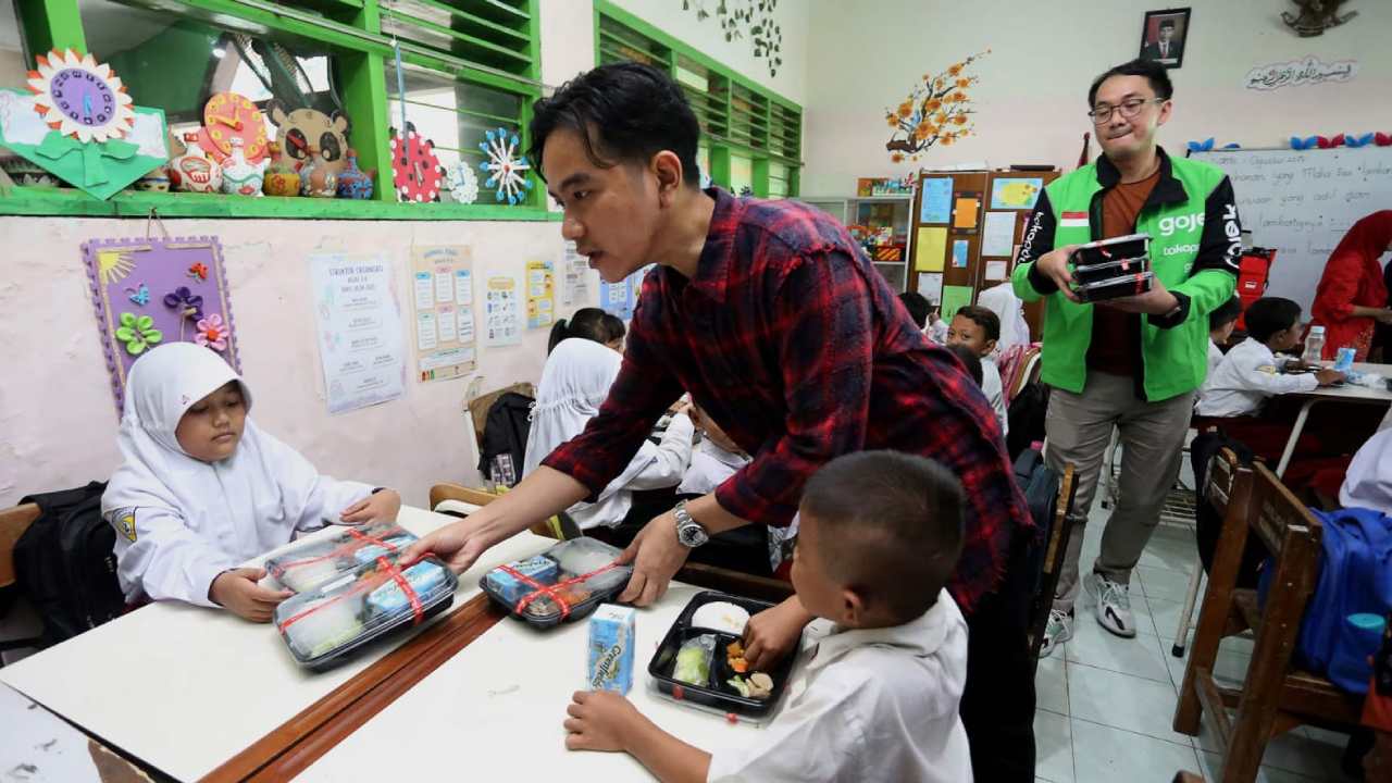 Skema Menu Makan Gratis Bergizi Siswa Berubah Tiap Minggu, Bisa Dibawa Pulang