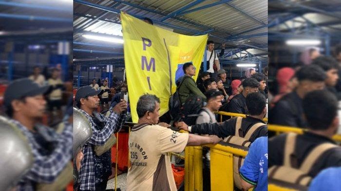 Viral, Memaksa Naik Kapal Tanpa Tiket, Puluhan Aktivis Mahasiswa Obrak-abrik Fasilitas Pelabuhan