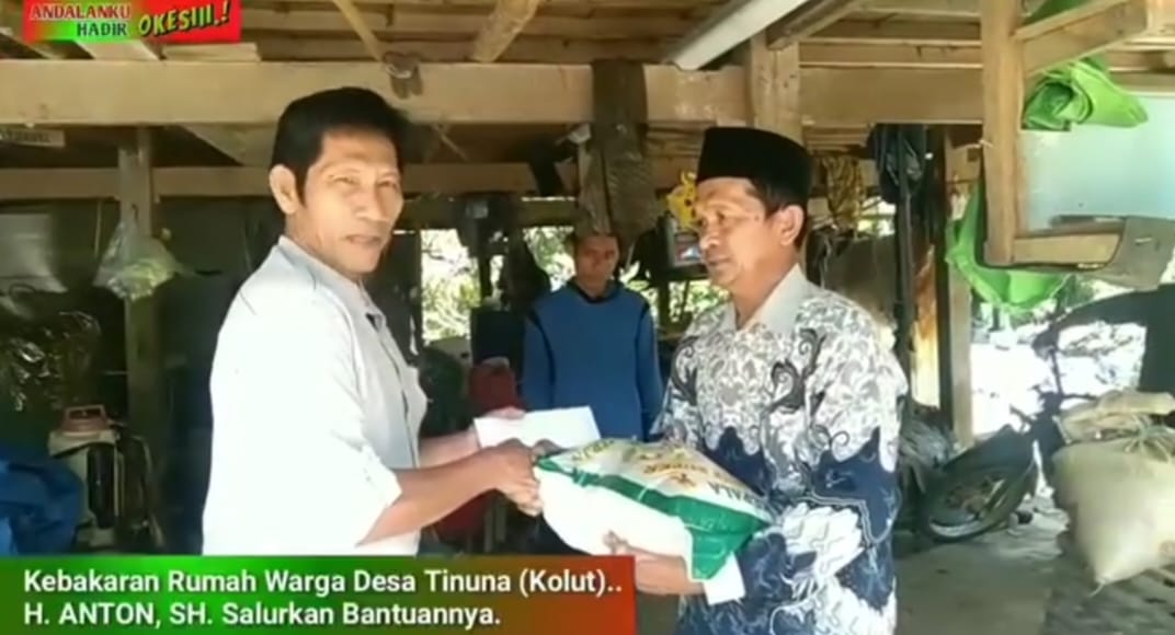 Anton - Abbas Bantu Korban Kebakaran di Kecamatan Porehu Kolaka Utara