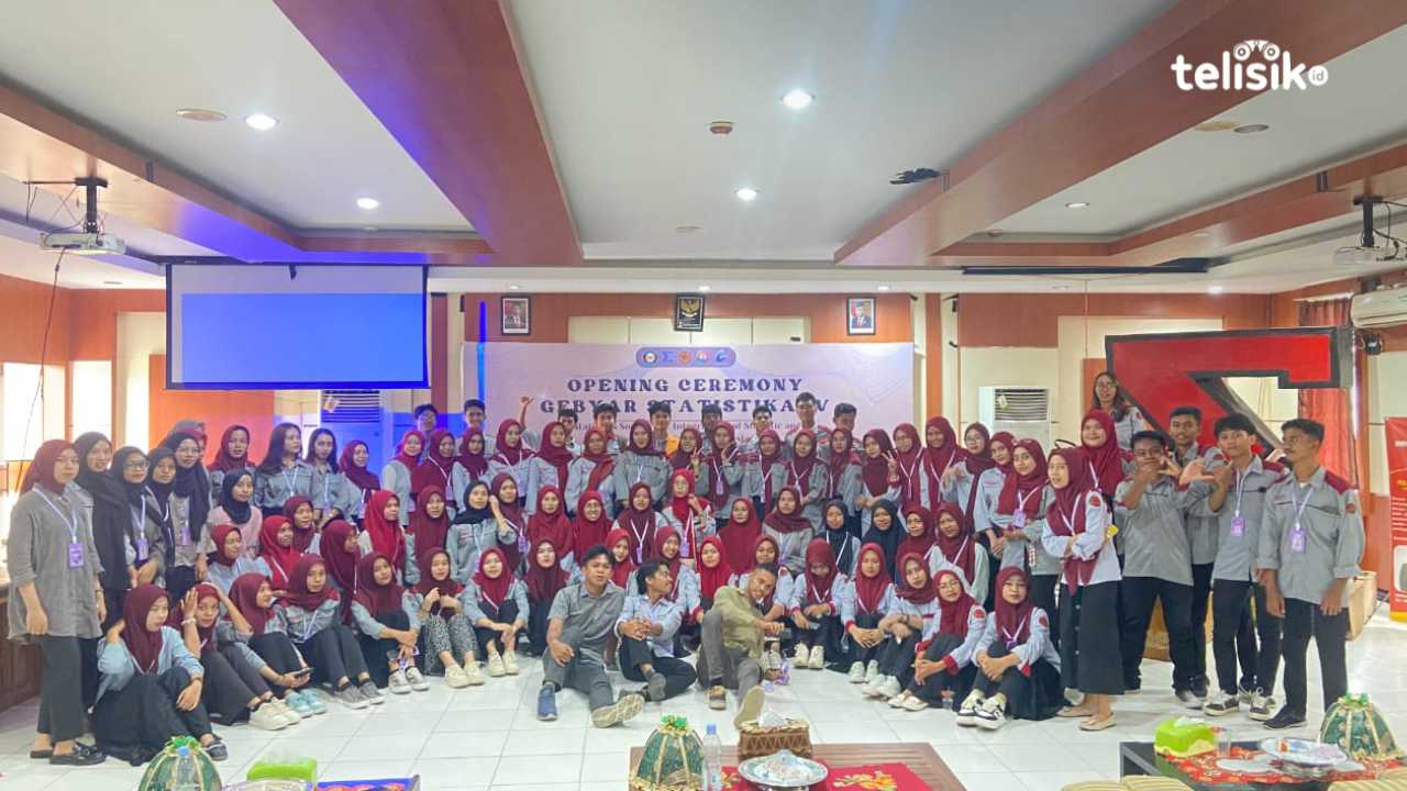 Mahasiswa Statistik UHO Gelar Gebyar Statistika IV untuk Indonesia Emas 2045